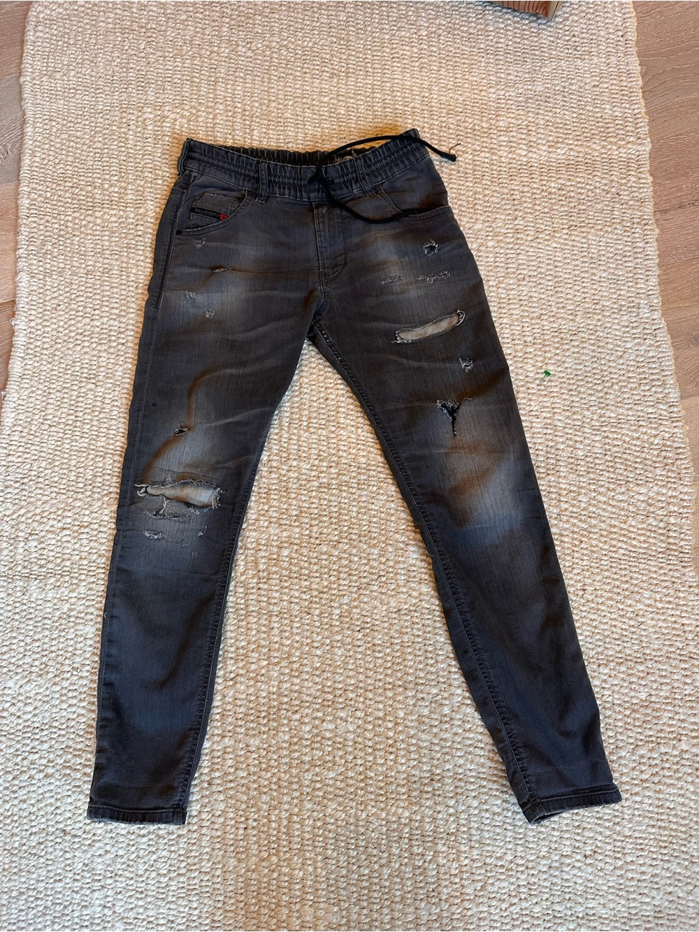 Womens authentic Diesel Industry made in Italy distressed jeans